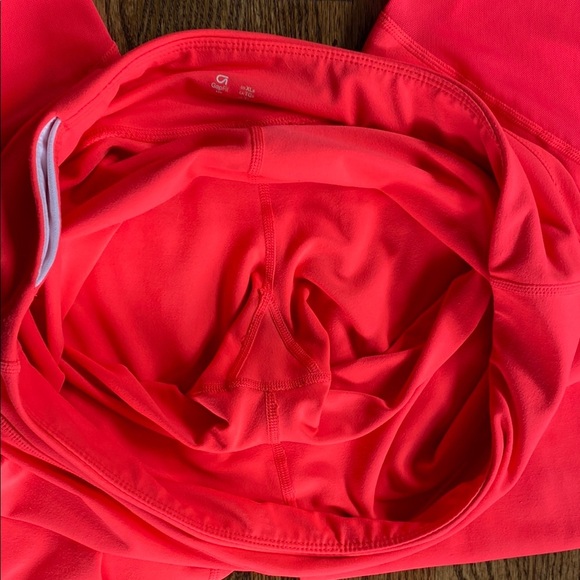 Bright orange-red Gap leggings, size XL. Excellent condition, no rips or stains. - Picture 9 of 12